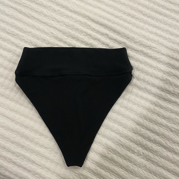 Beach Riot Highway Bottom - Picture 3 of 4